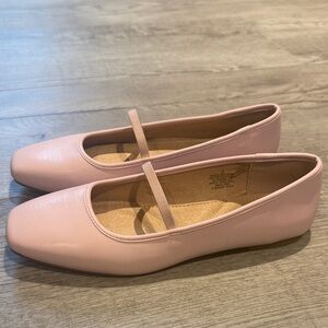 Old Navy Women’s Light Pink Mary Jane Ballet Flats Sz 8 NWOT
